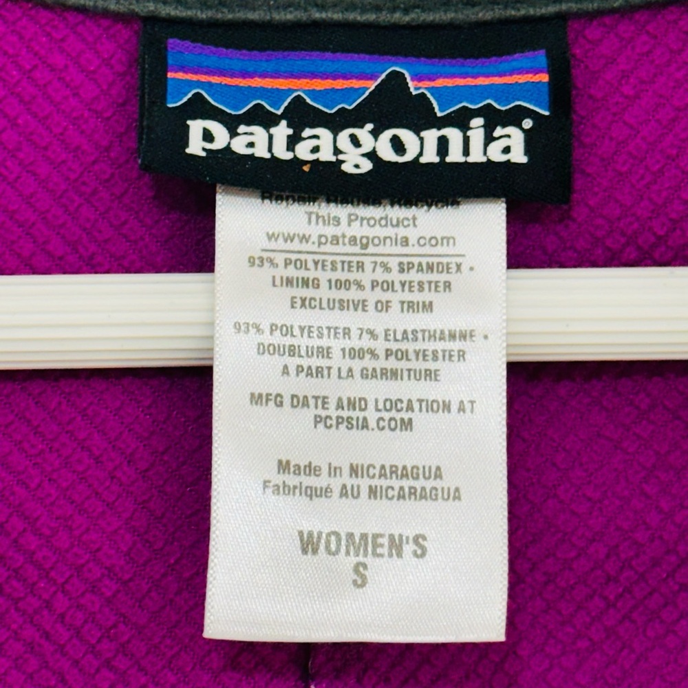 NWOT Patagonia Polartec Hooded Jacket Black Pink Zip Up Women’s Small - Picture 3 of 5